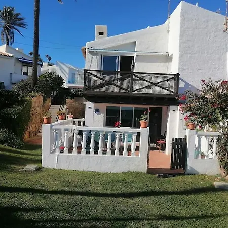 Prázdninový dům House On Beachfront Estepona