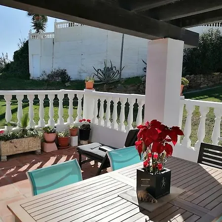 Prázdninový dům House On Beachfront Estepona